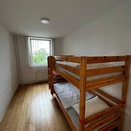 Modern 2 Bedroom 62 M2 *