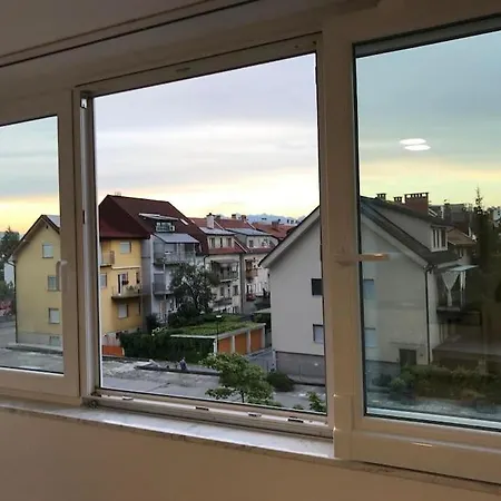 Modern 2 Bedroom 62 M2 Apartment